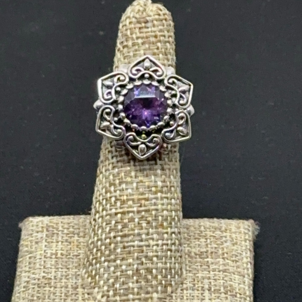 Beautiful John Hardy Amethyst Ring